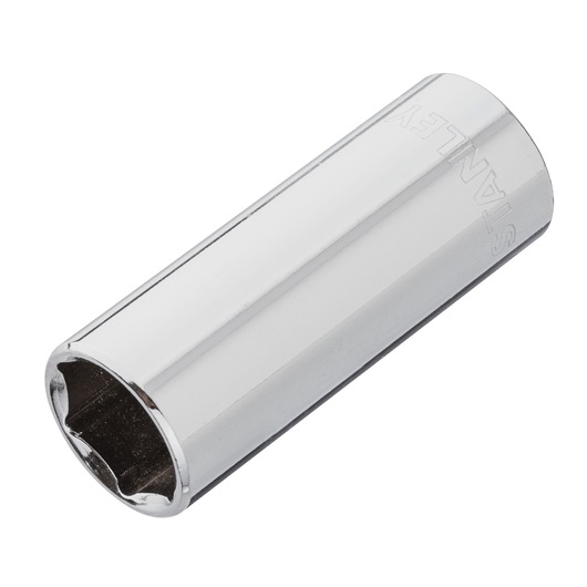 SOCKET 3/8" STANLEY  white background ANGLE